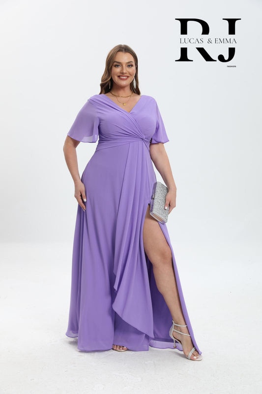 Tallinn - Robe de soirée grande taille, doté d'un col en V et d'une fente discrète