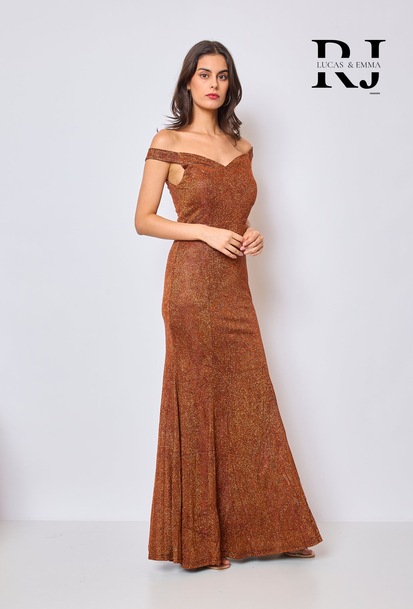 Minks - Robe de soirée brillante à coupe sirène avec bretelle tombante sur l'épaule
