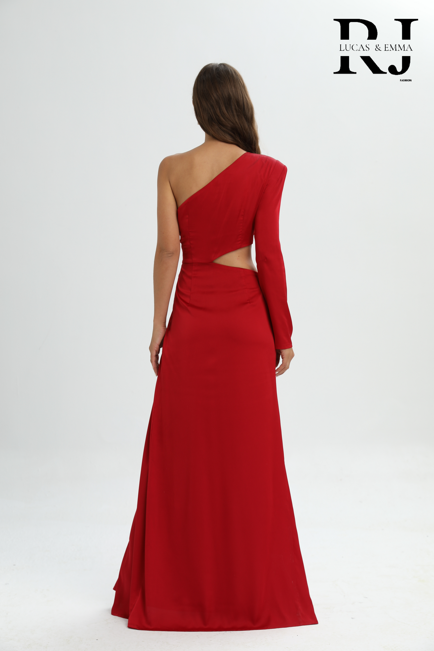 Bankok - Robe asymétrique en satin avec une manche et ouverture sur un coté, élégante et tendance